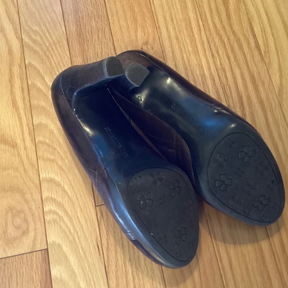 Naturalizer Leather Chocolate Brown Platform Heels, fit 6.5-7 - Picture 6 of 15